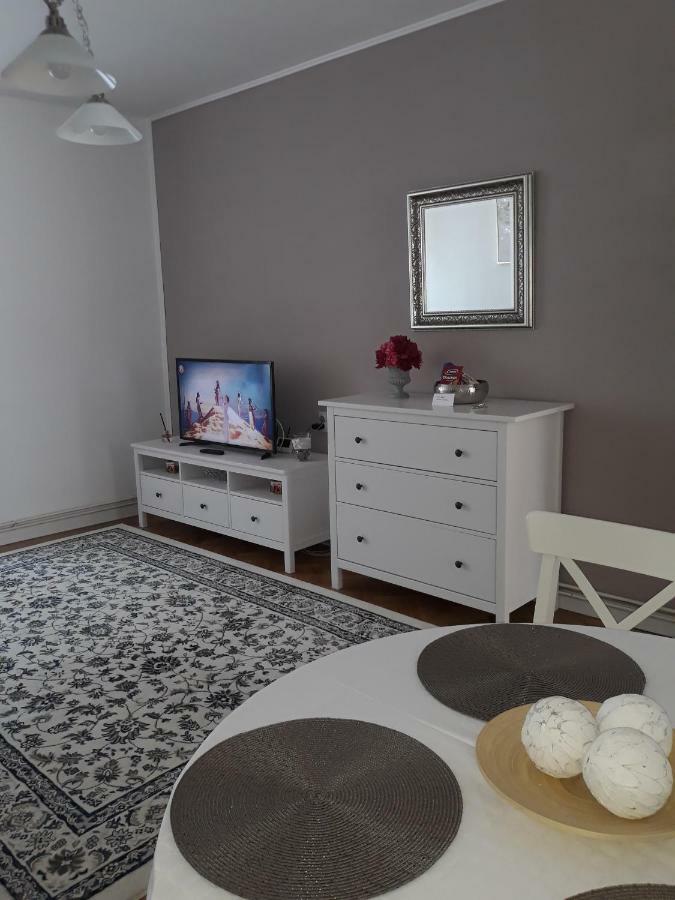 Apartment Bianco Central シビウ エクステリア 写真